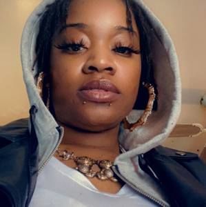 Meet your Posher, Theodora